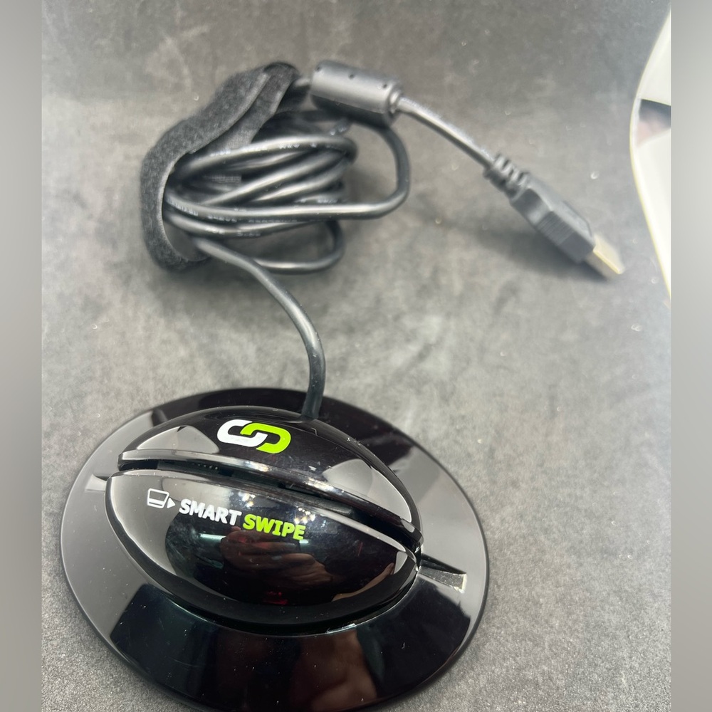 Smart Swipe Black USB Device